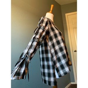 🎀LOFT Blouse with Open Shoulder Bow Tie Sleeves🎀